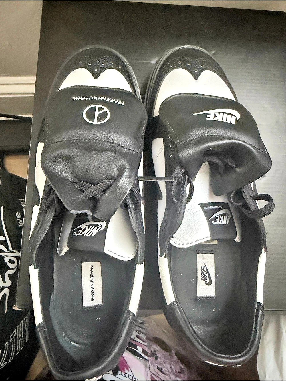 Nike Kwondo 1 x Peaceminusone "Black and White" & White Sneakers